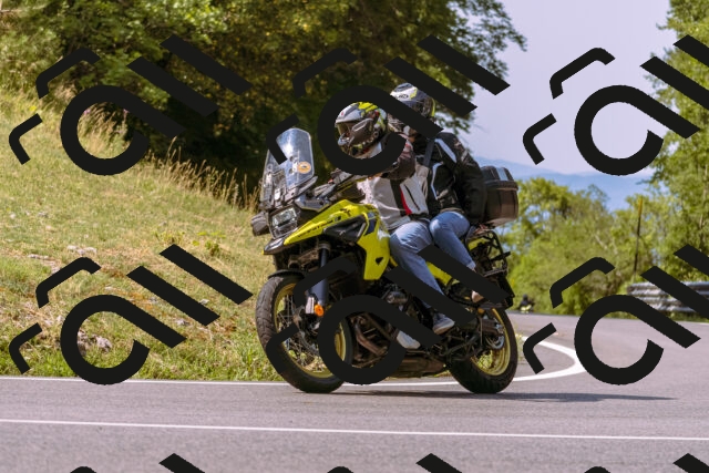 202508101051-_DSC6264_d1_