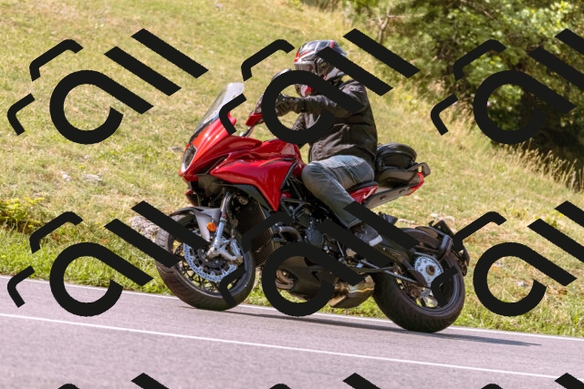 202508101053-_DSC6291_d1_