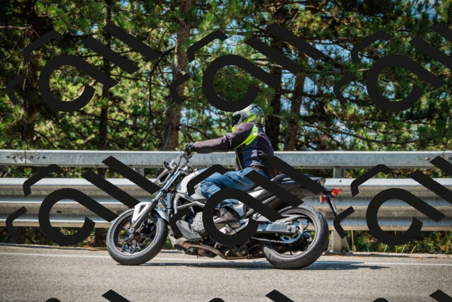 202508101104-DSC06030_c1_