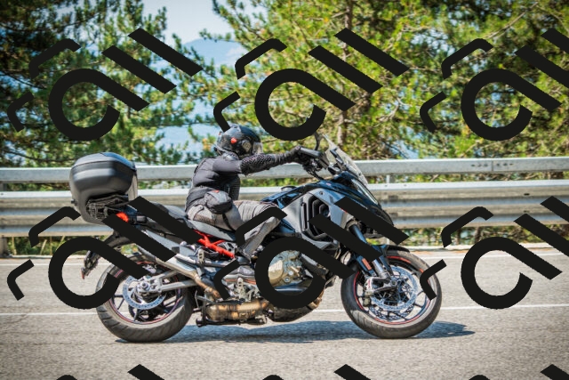 202508101106-DSC06046_c1_