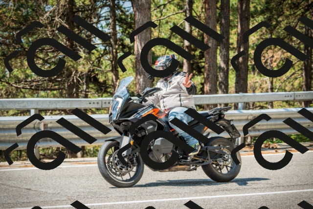 202508101129-DSC06372_c1_