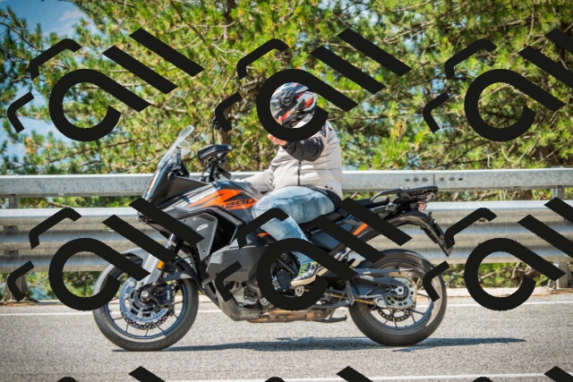 202508101129-DSC06373_c1_