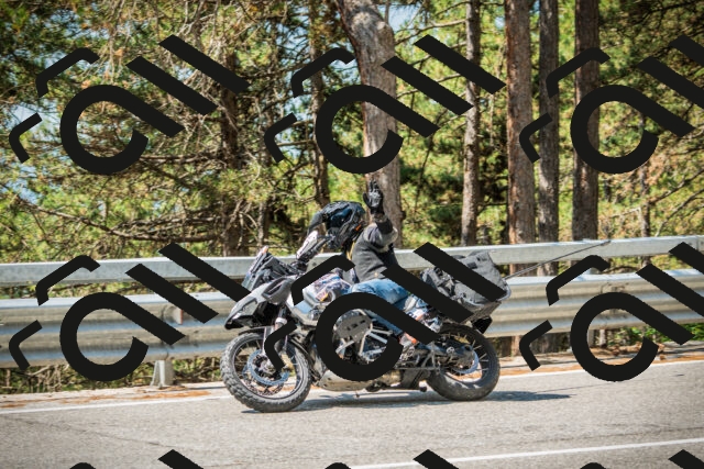 202508101131-DSC06430_c1_