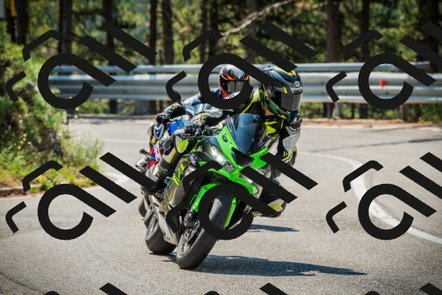 202508101132-DSC06443_c1_