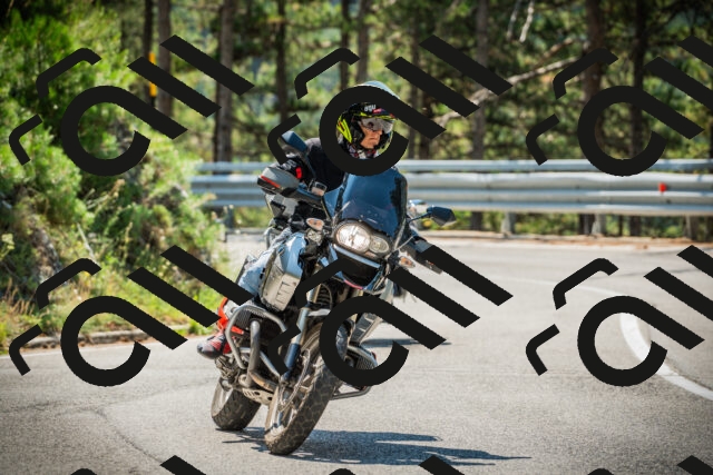 202508101132-DSC06453_c1_