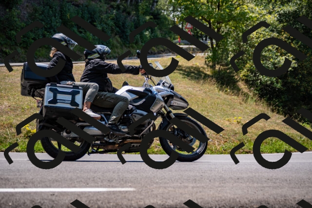 202508101257-_DSC2932_d2_