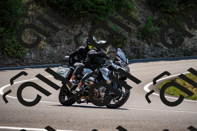 202508101259-_DSC2936_d2_