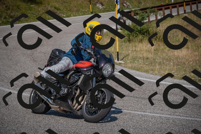 20250816100701-_5004436_am_