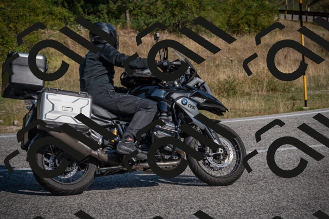 20250816100703-_5004441_am_