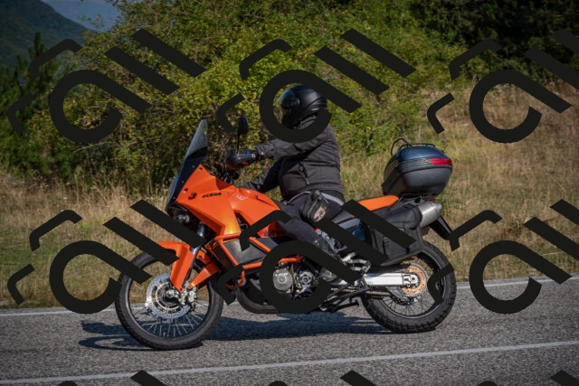 20250816100754-_5004448_am_