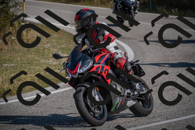 20250816101017-_5004450_am_