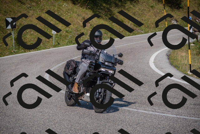 20250816101135-_5004469_am_