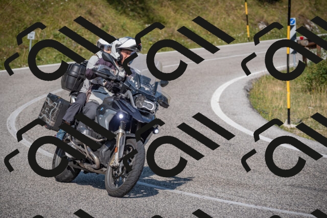 20250816101722-_5004518_am_