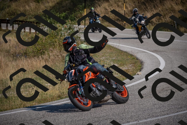 20250816101739-_5004527_am_