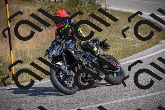 20250816102722-_5004568_am_