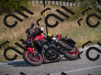 20250816103009-_5004580_am_