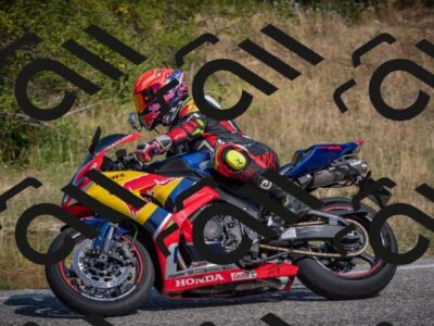 20250816103010-_5004583_am_