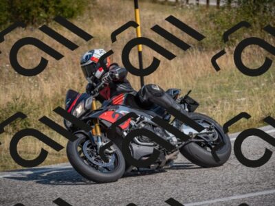 20250816103012-_5004585_am_