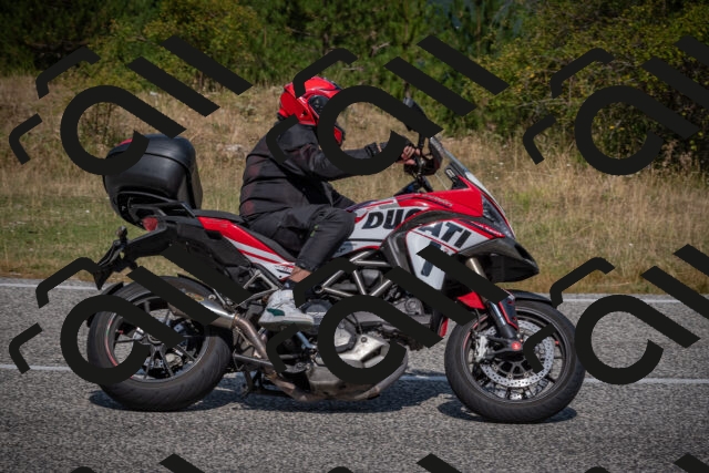 20250816111809-_5004954_am_