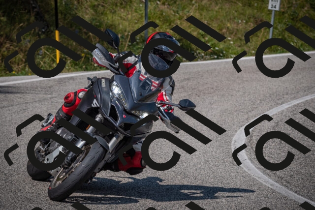 20250816114002-_5005119_am_