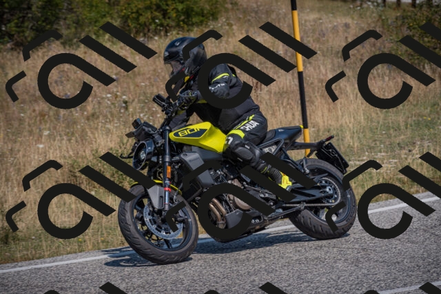 20250816114302-_5005145_am_