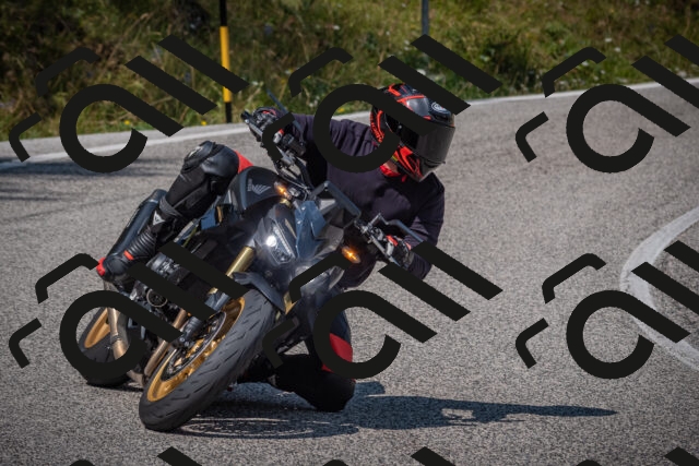 20250816114333-_5005155_am_