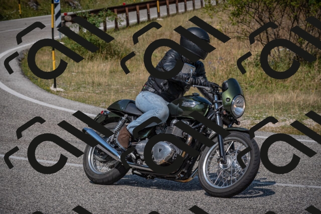 20250816114431-_5005171_am_