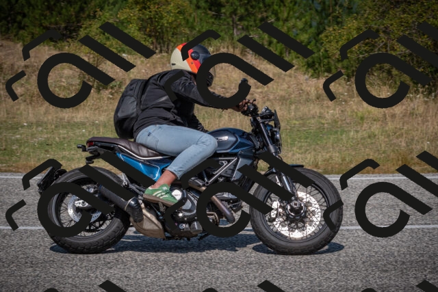 20250816114431-_5005173_am_