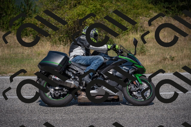 20250816114610-_5005177_am_