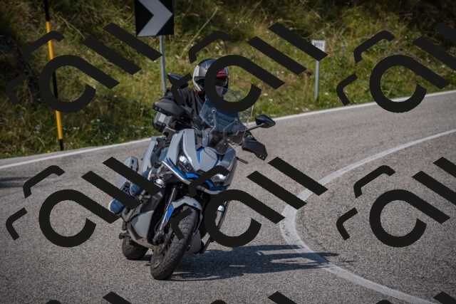 20250816114814-_5005221_am_