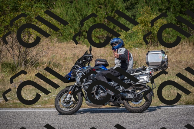 20250816114912-_5005227_am_