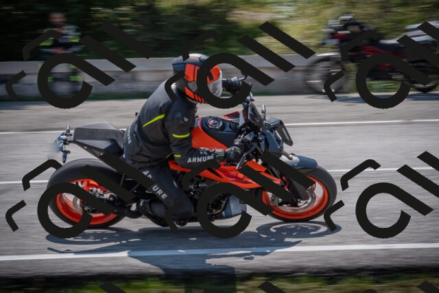 20250816115348-_5005285_am_