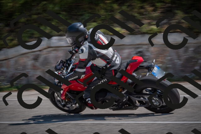 20250816115356-_5005290_am_