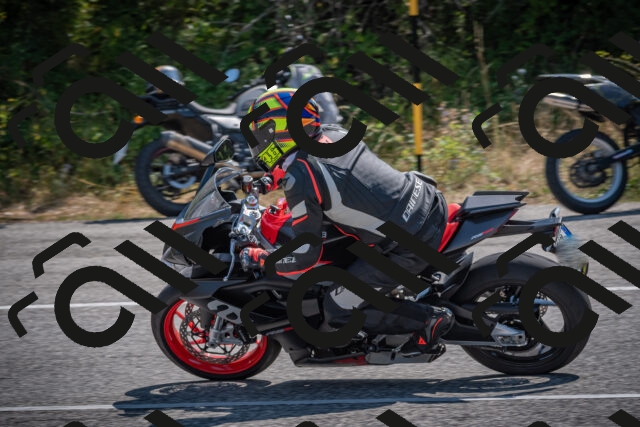 20250816115527-_5005315_am_