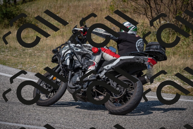 20250816115647-_5005353_am_