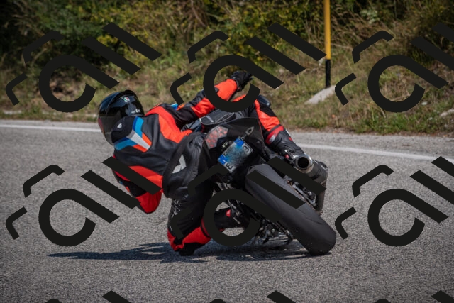 20250816121310-_5005545_am_