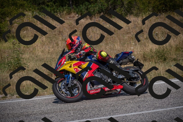 20250816121541-_5005575_am_