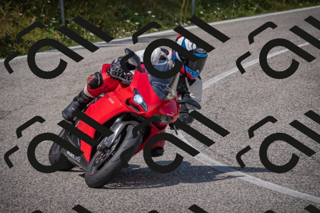 20250816121548-_5005576_am_