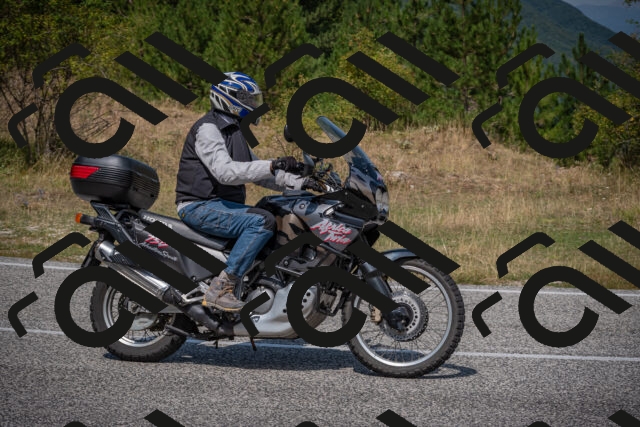 20250816121708-_5005619_am_