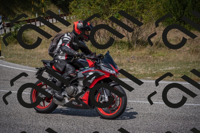 20250816121937-_5005650_am_