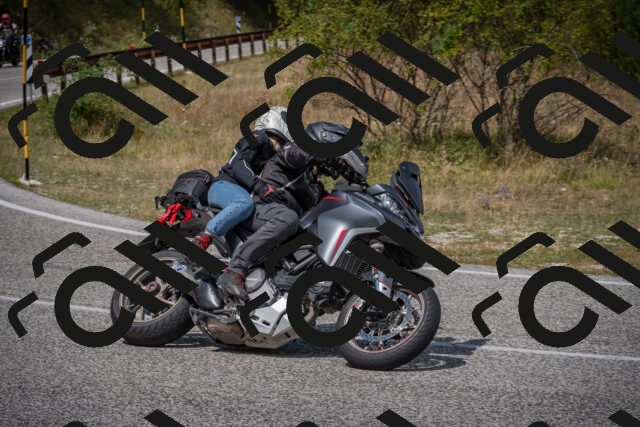 20250816122507-_5005717_am_