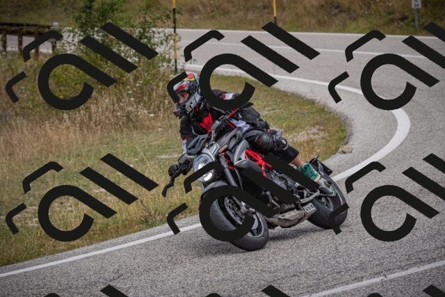 20250816125138-_5005899_am_