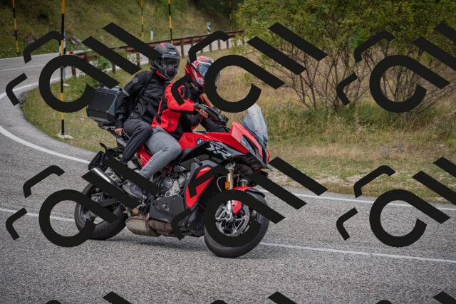 20250816125422-_5005917_am_