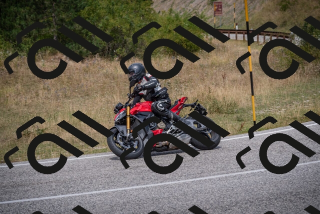 20250816125708-_5005926_am_