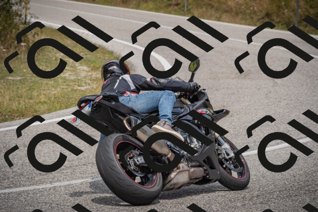 20250816125710-_5005930_am_