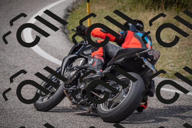 20250816130125-_5005968_am_