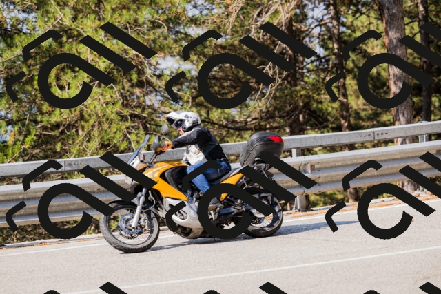 202508161026-_04A0324_c3