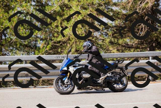 202508161027-_04A0335_c3