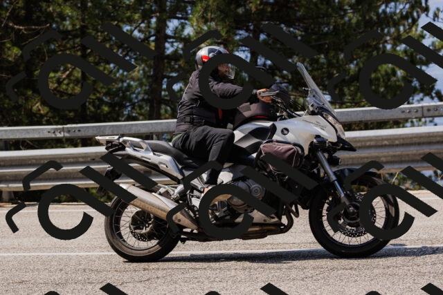 202508161107-_04A0532_c3