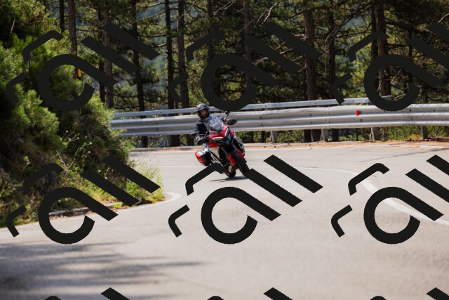 202508161109-_04A0534_c3